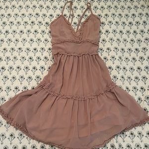 Evelyn boutique dress fits small or medium